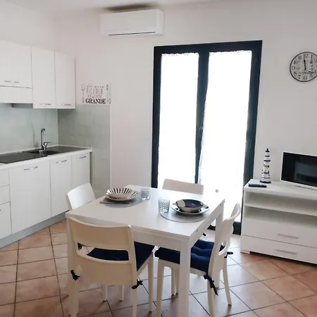 Lejlighed Affittimoderni - La Casa Di Lavinia *